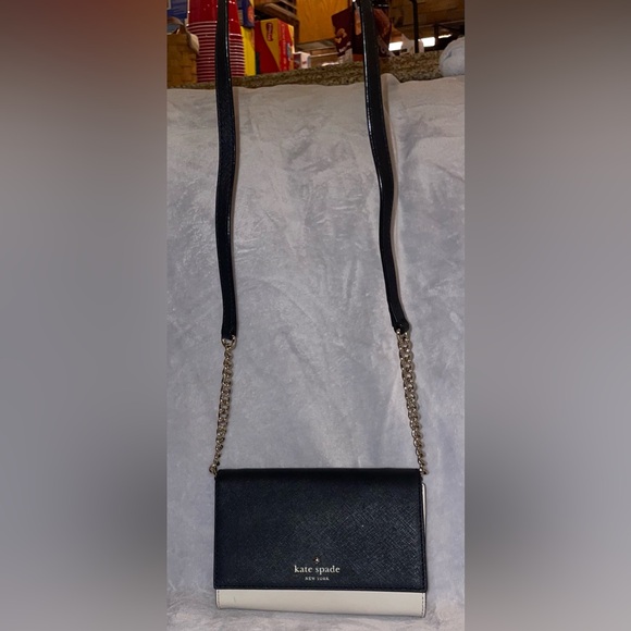 Kate Spade New York Cedar Street Saffiano Genuine Leather Black/Cream Crossbody - Picture 9 of 14
